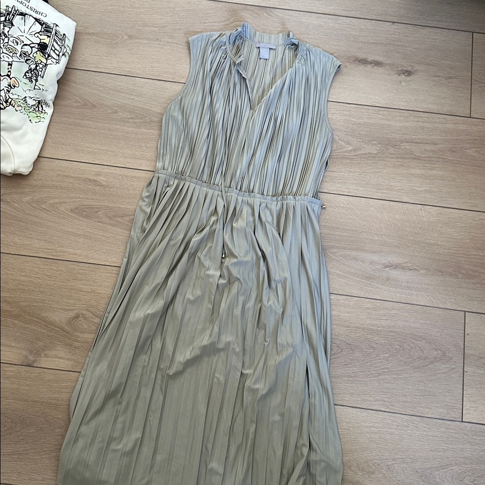 H&M Light Olive Pleated Dress